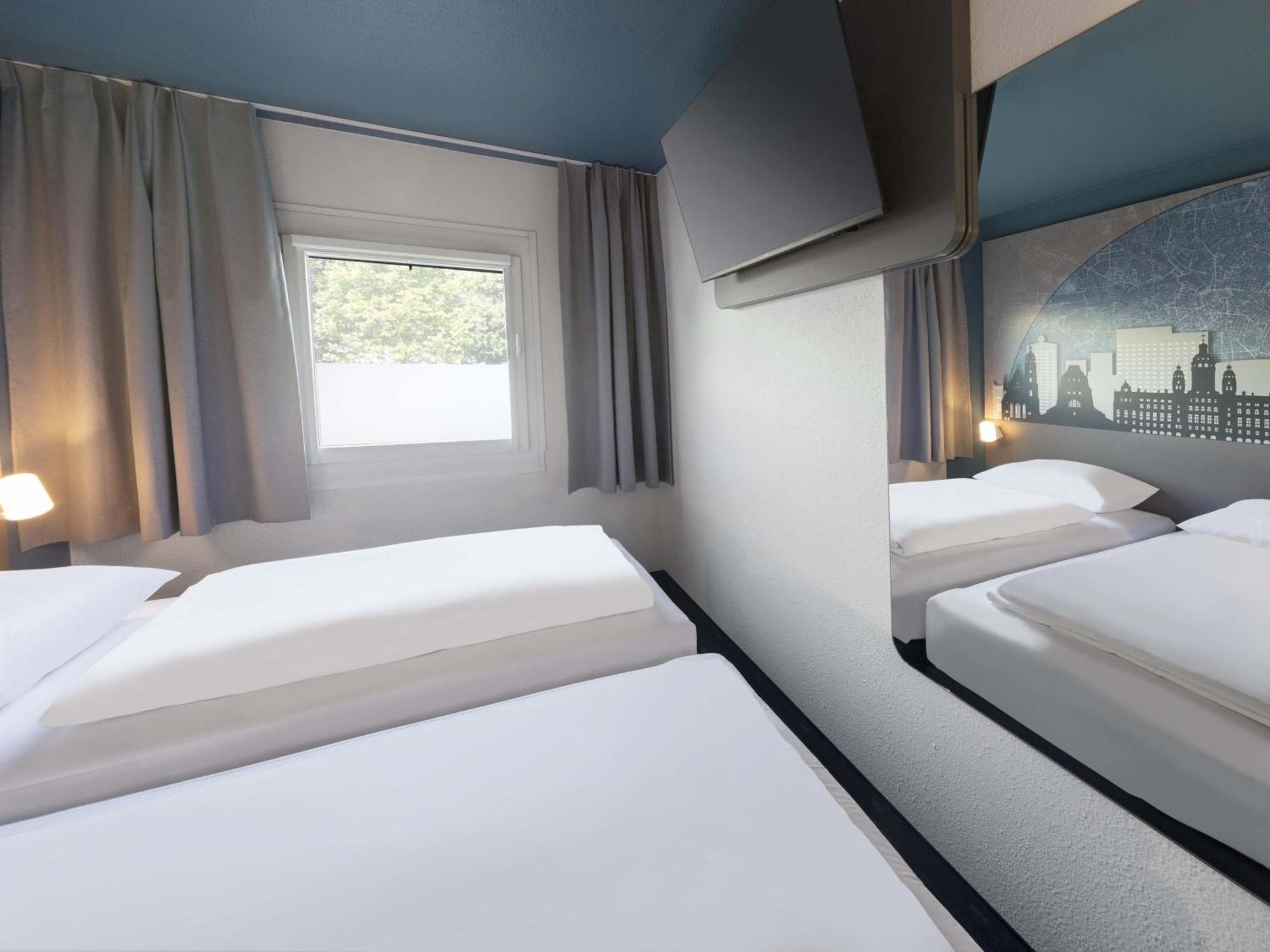 Standard Twin Room,1706849639:JPEG